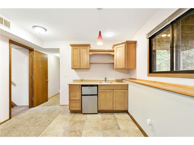 Building Photo - 9550 Garrison Way