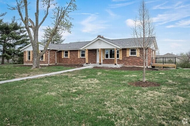 Building Photo - 4 Tiger Dr