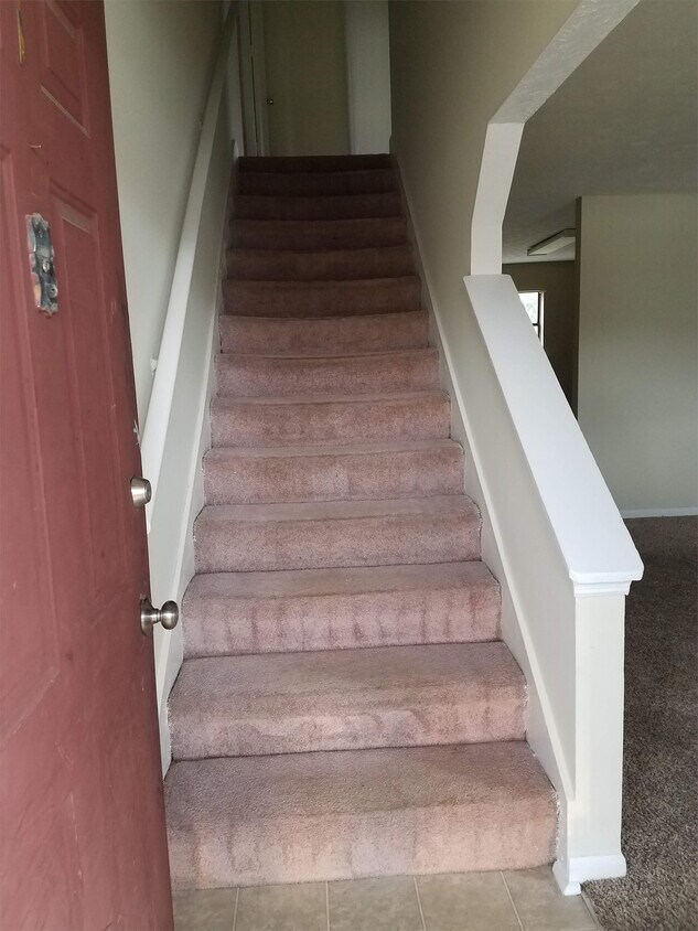 2045 Lee Rd 235 Unit C2, Smiths Station, AL 36877 Room for Rent in