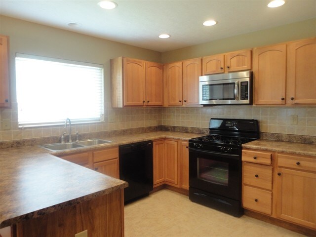 Building Photo - 7736 Black Squirrel Trail