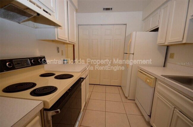 Foto del edificio - 2203 S Park Ave