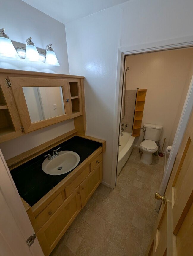 Foto del edificio - Cozy Woodwork Studio in Adam's Point