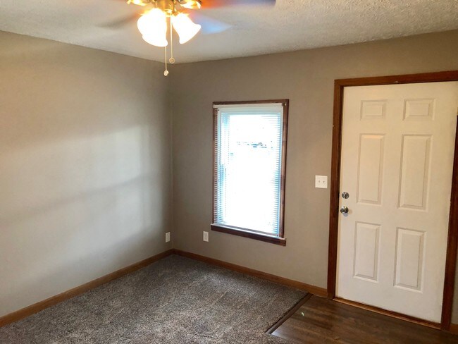 Foto del edificio - 804 Poindexter St