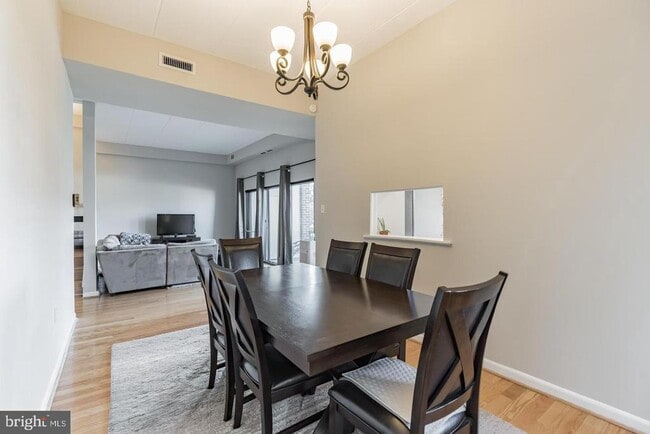 Building Photo - 130 Roberts Ln