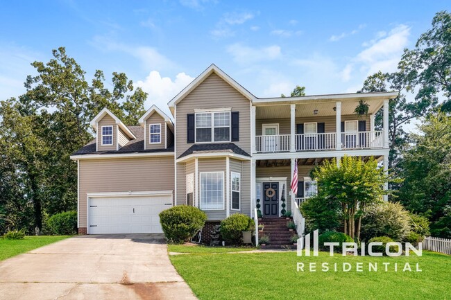 Building Photo - 621 Staffwood Dr