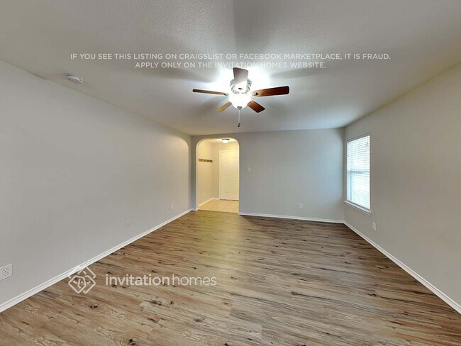 Foto del edificio - 9010 Clearwood Pth