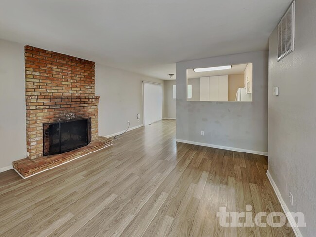 Building Photo - 1120 Beldon Way
