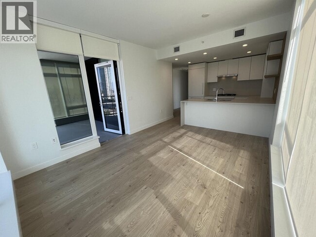 Photo du bâtiment - 2181 Madison Ave