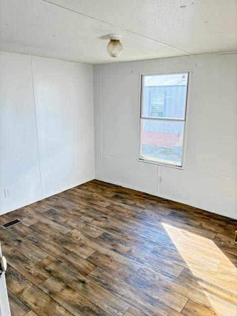 Foto del edificio - 2315 Wysteria Ln