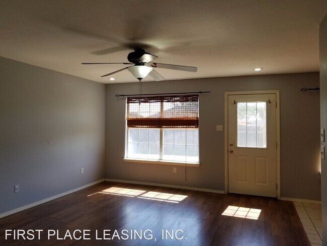 Foto del edificio - 3 br, 2 bath House - 525 La Salle Dr.