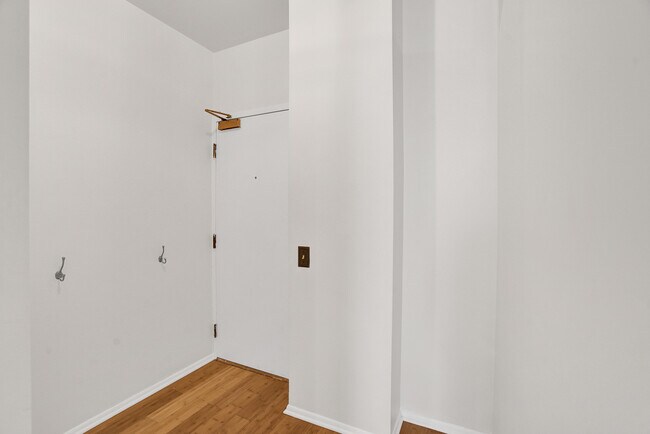 Building Photo - 740 S Federal St