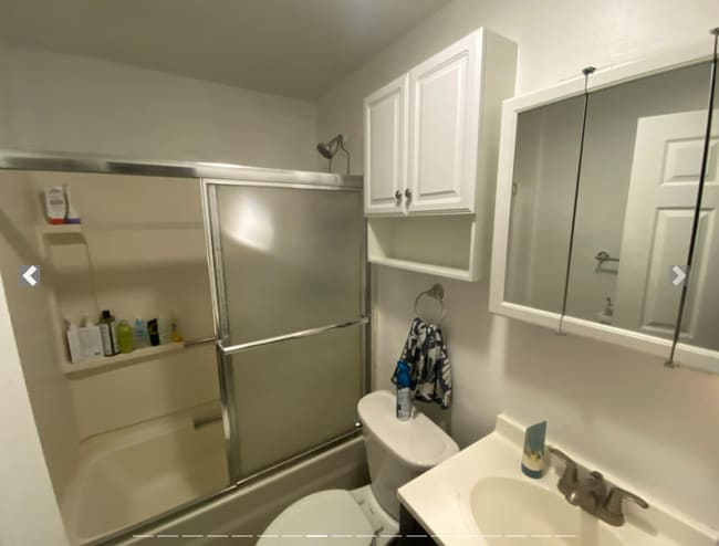 Building Photo - 14 Parker Hill Ave