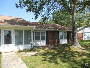 Building Photo - 1236D Hamilton Ct