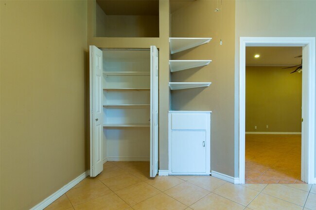 Foto del edificio - 27014 FM2978