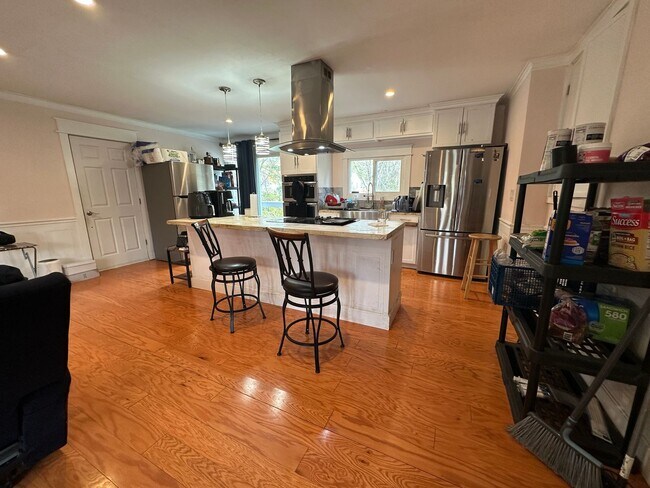 Foto del edificio - 117 Winston Dr