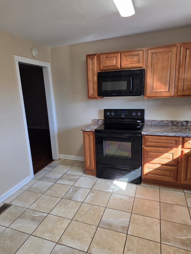 Foto del edificio - 3009 Sunnyview Dr