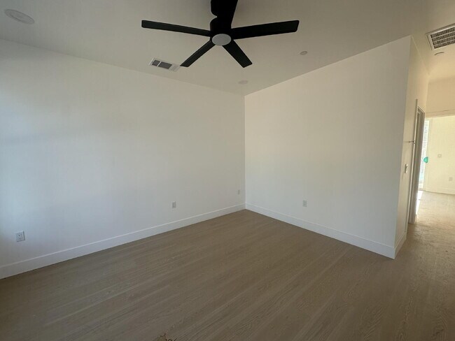 Foto del edificio - Brand New Construction 1 Bed | 1 Bath - Es...