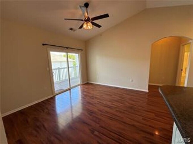 Foto del edificio - Beautiful Condo in Mehlville