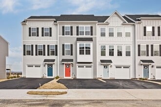 Building Photo - 22 Iron Horse Ln