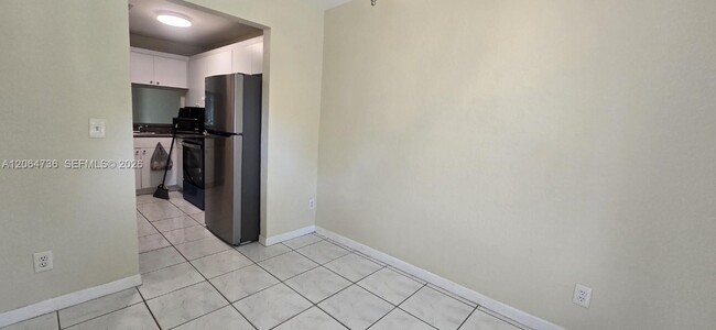 Building Photo - 9092 NW 40th St