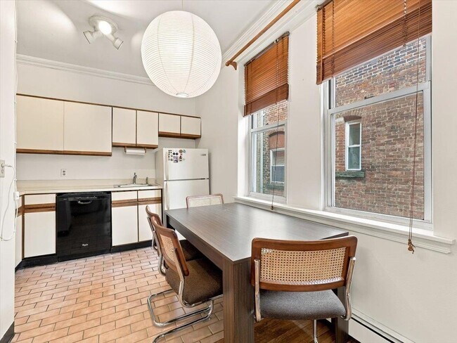 Foto del edificio - 711 Willow Ave