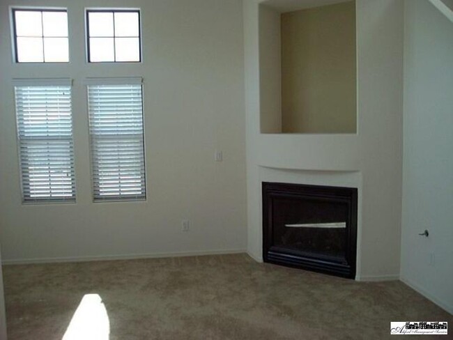 Building Photo - SONORAN FOOTHILLS 3 BEDROOM, GATED COMMUNI...