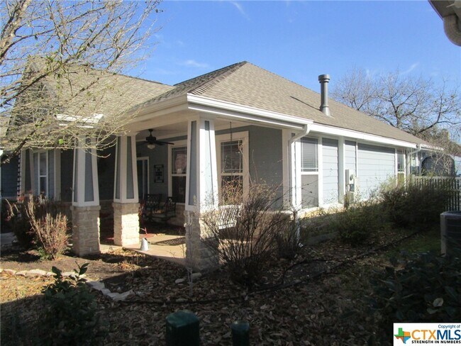 Building Photo - 532 Jo Lynn Ln