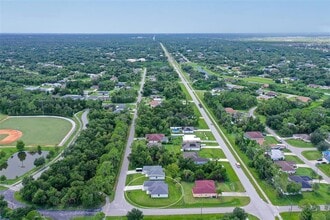 Building Photo - 4476 Skyway Ave