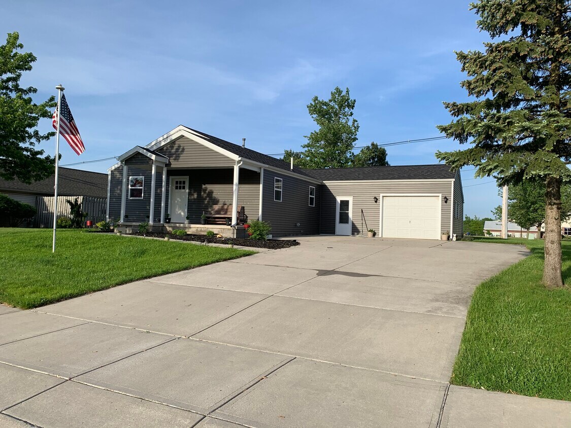 1006 Murray Rd, OH 45895 House Rental in OH