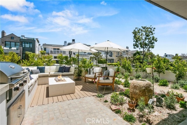 Primary Photo - 711 Heliotrope Ave