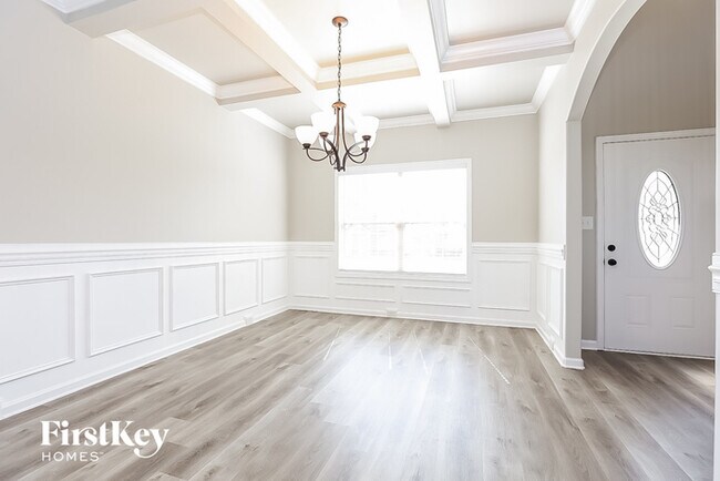 Foto del edificio - 1412 Kingbird Dr