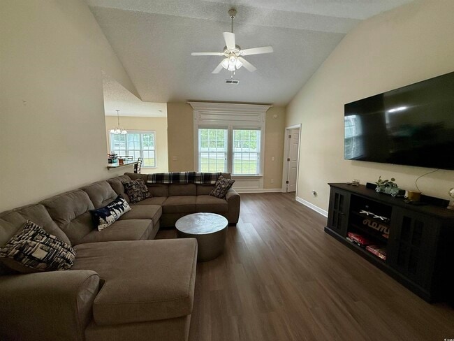 Building Photo - 229 Holden Dr