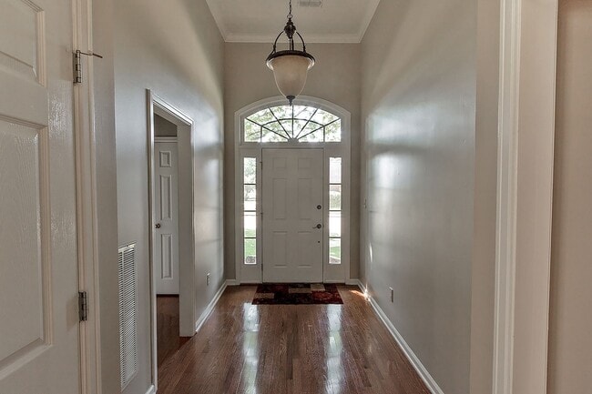 Building Photo - Home for Rent in Montgomery