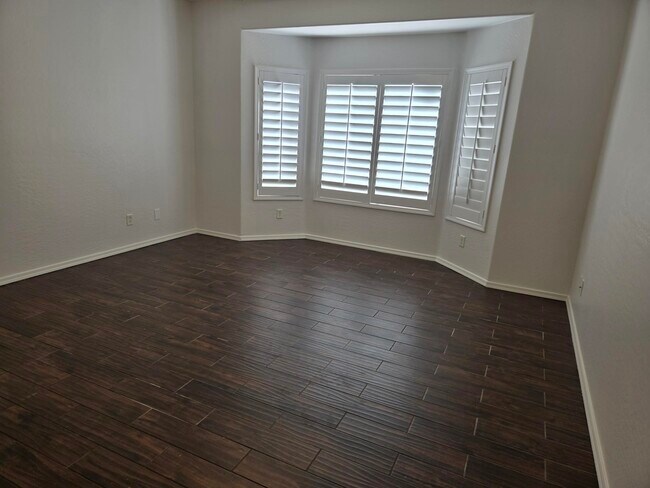 Foto del edificio - 12301 N 128th Dr