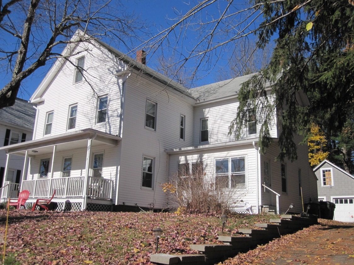 47 Eddy St, Ware, MA 01082 House Rental in Ware, MA