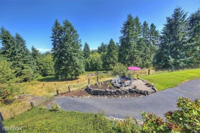 Building Photo - 1 br, 1 bath House - 1234 Federal Way