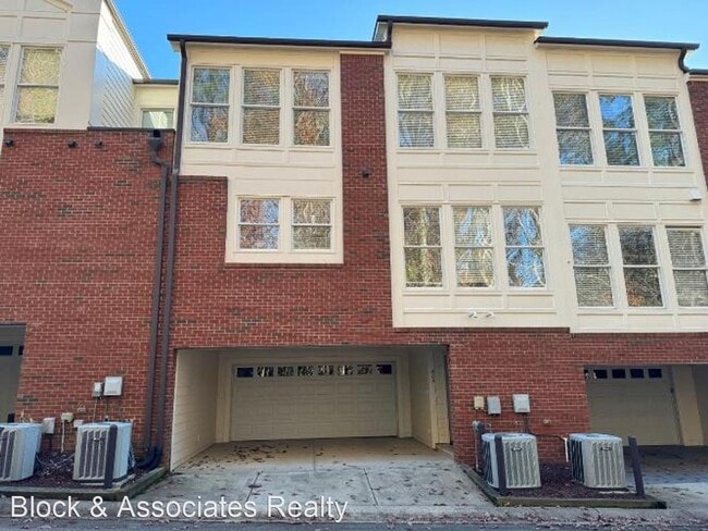 Building Photo - 3 br, 2.5 bath House - 803 The Village Circle
