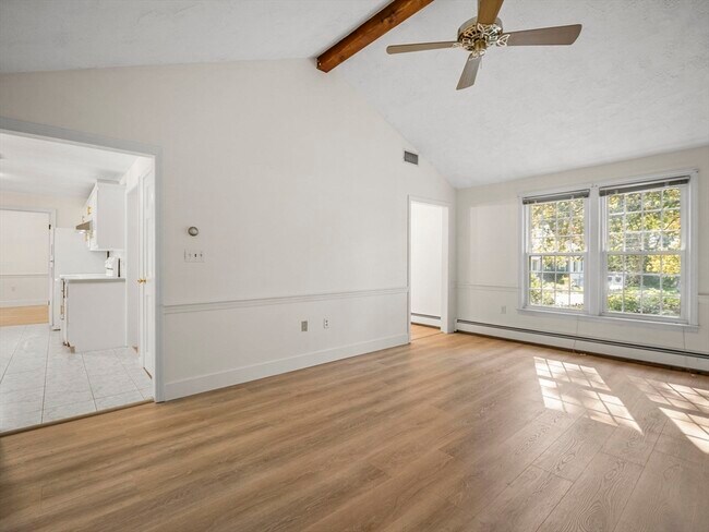 Foto del edificio - 40 Langley Ln