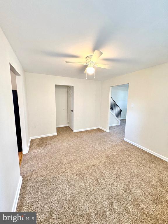 Building Photo - 241 E 10th Ave