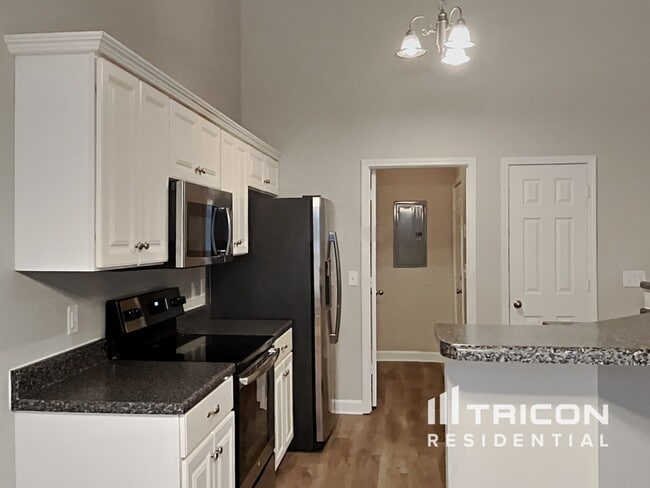 Building Photo - 213 Titans Circle Murfreesboro TN