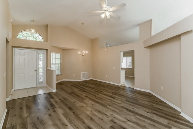 Building Photo - 28246 Tall Grass Dr