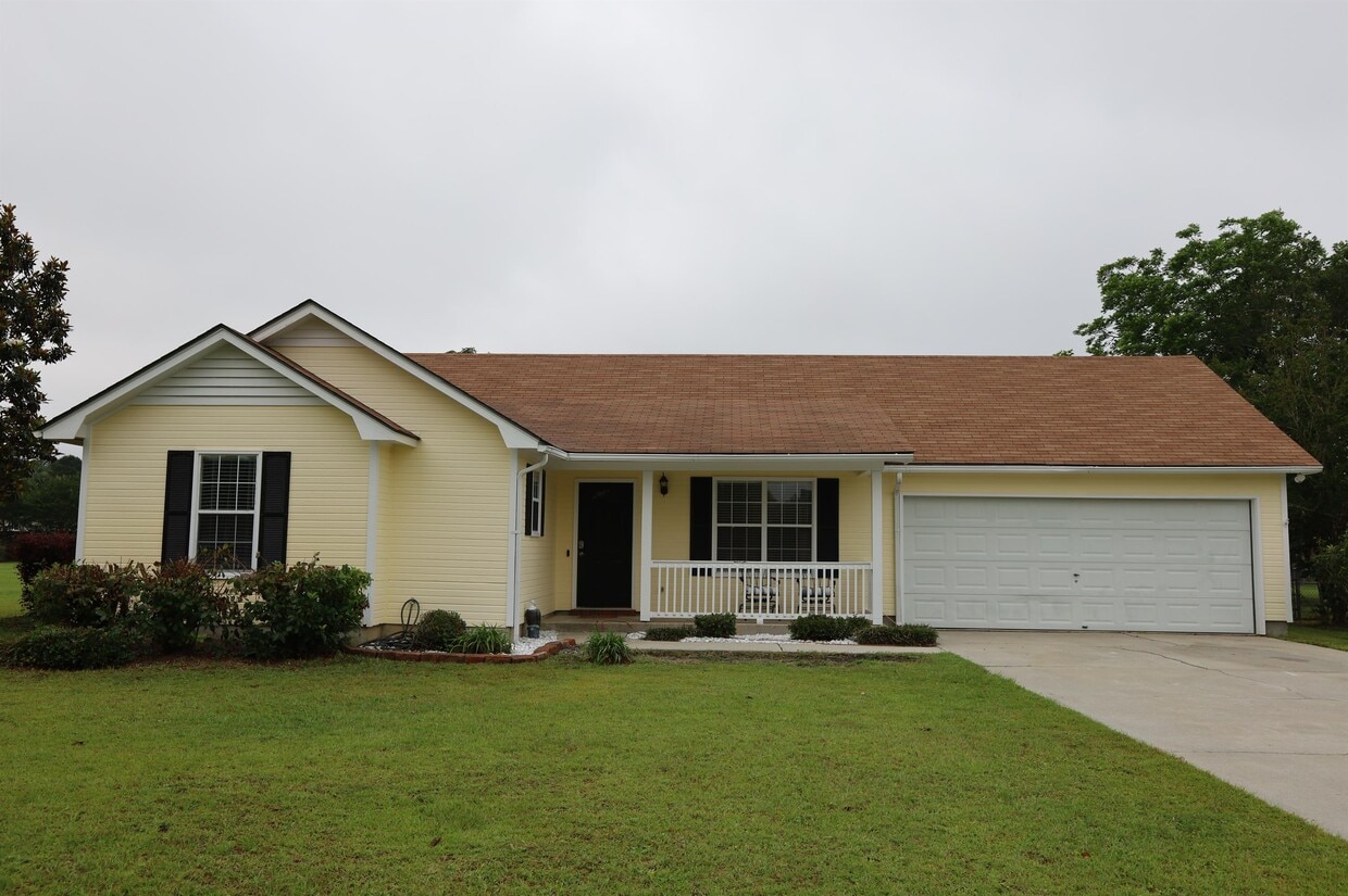 4028 Muirfield Ln, Valdosta, GA 31605 House for Rent in Valdosta, GA