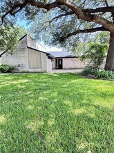Building Photo - 354 S Amherst Dr