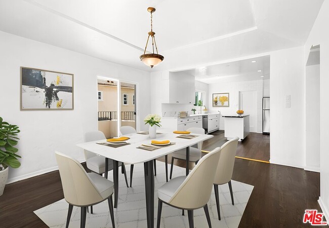 Foto del edificio - 7926 4th St