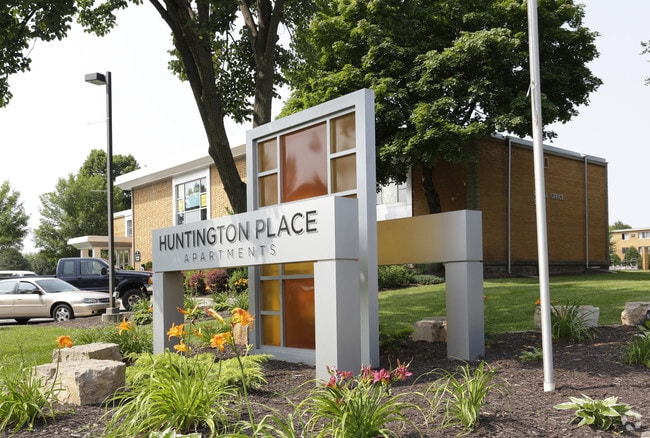 Building Photo - Noma One