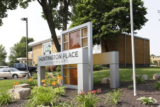 Building Photo - Noma One