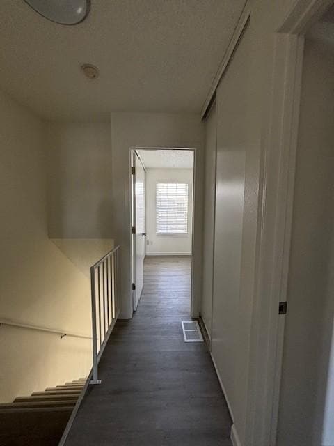 Foto del edificio - Spacious & Practical living, Available now!