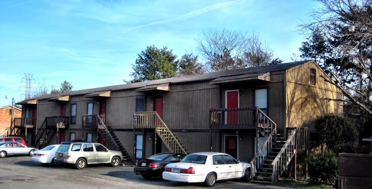 Foto del edificio - 132 Weatherwood Ct