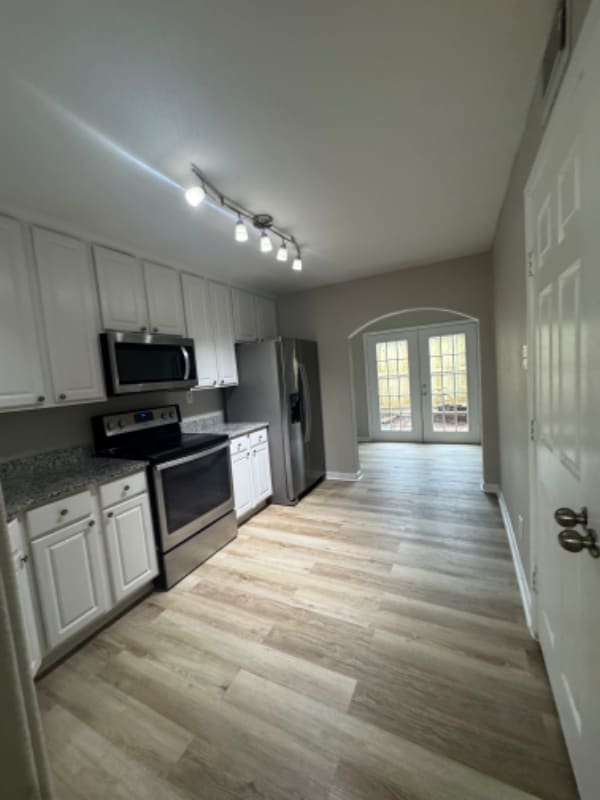 Building Photo - 2585 Marilee Ln