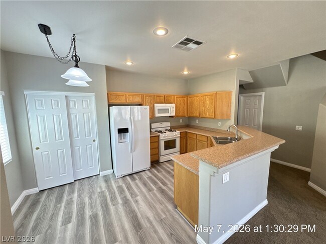 Foto del edificio - 1299 Investment Way